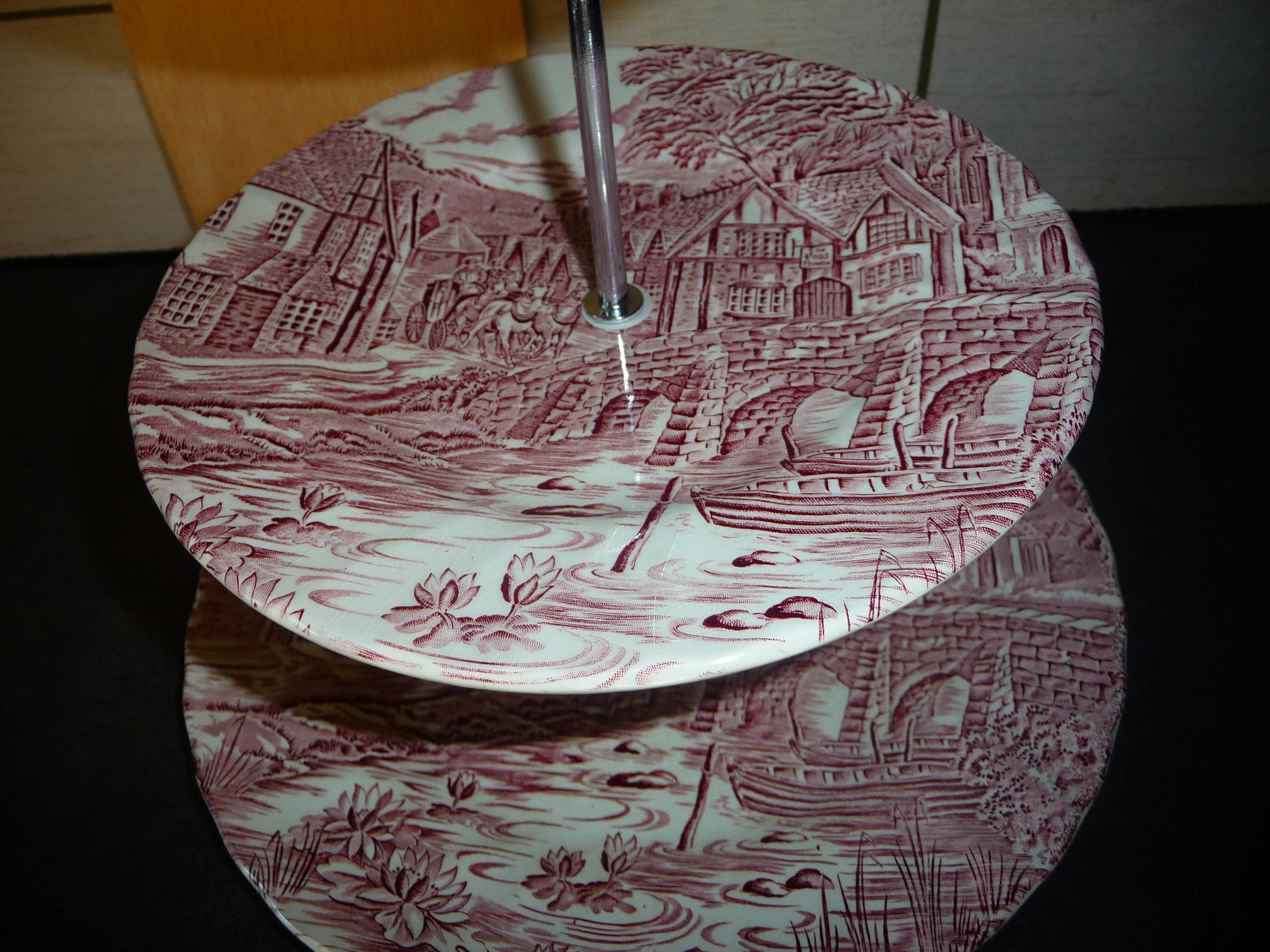 Presentation Plates / English Ceramic Dumb Waiter – photo 3